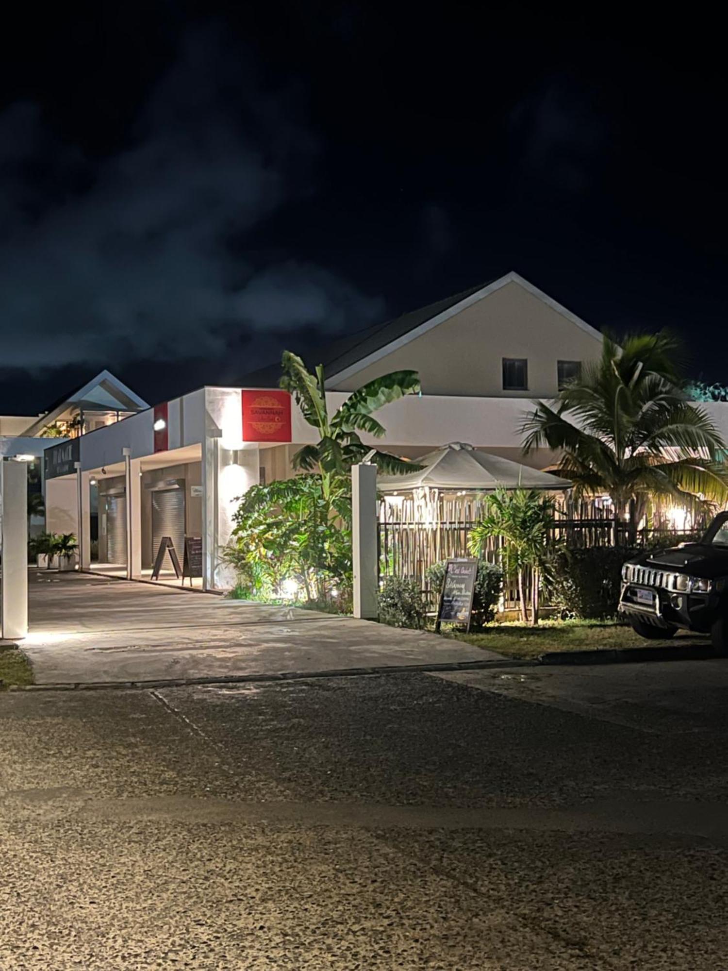 Appartement Spacieux Au Village Du Flamboyant Baie Nettle Exterior photo